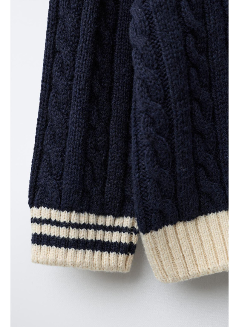 ТРИКОТАЖНОЕ ПОЛО С ВЫШИВКОЙ КАПИБАРЫ ТРИКОТАЖНОЕ ПОЛО С ВЫШИВКОЙ КАПИБАРЫ