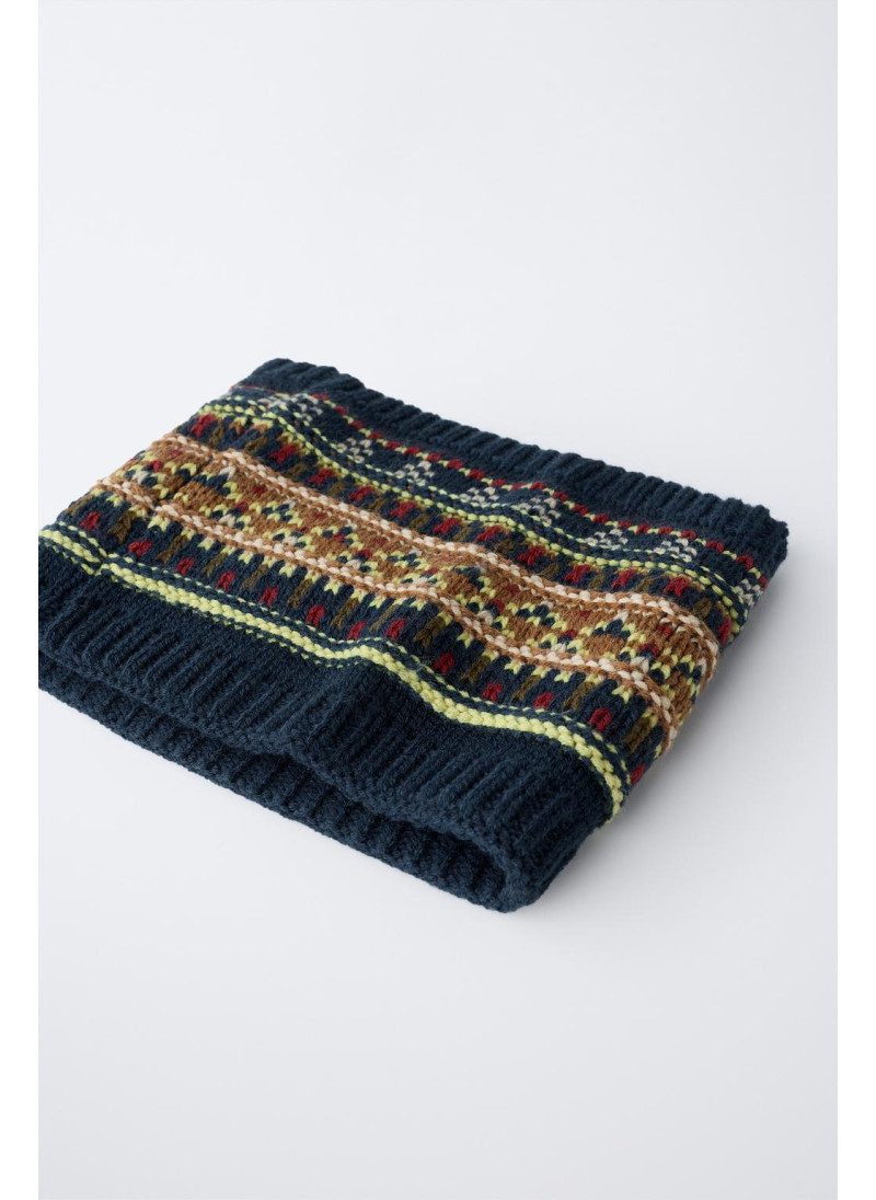 Вязанный воротник-хомут с жаккардовым узором Вязанный воротник-хомут с жаккардовым узором