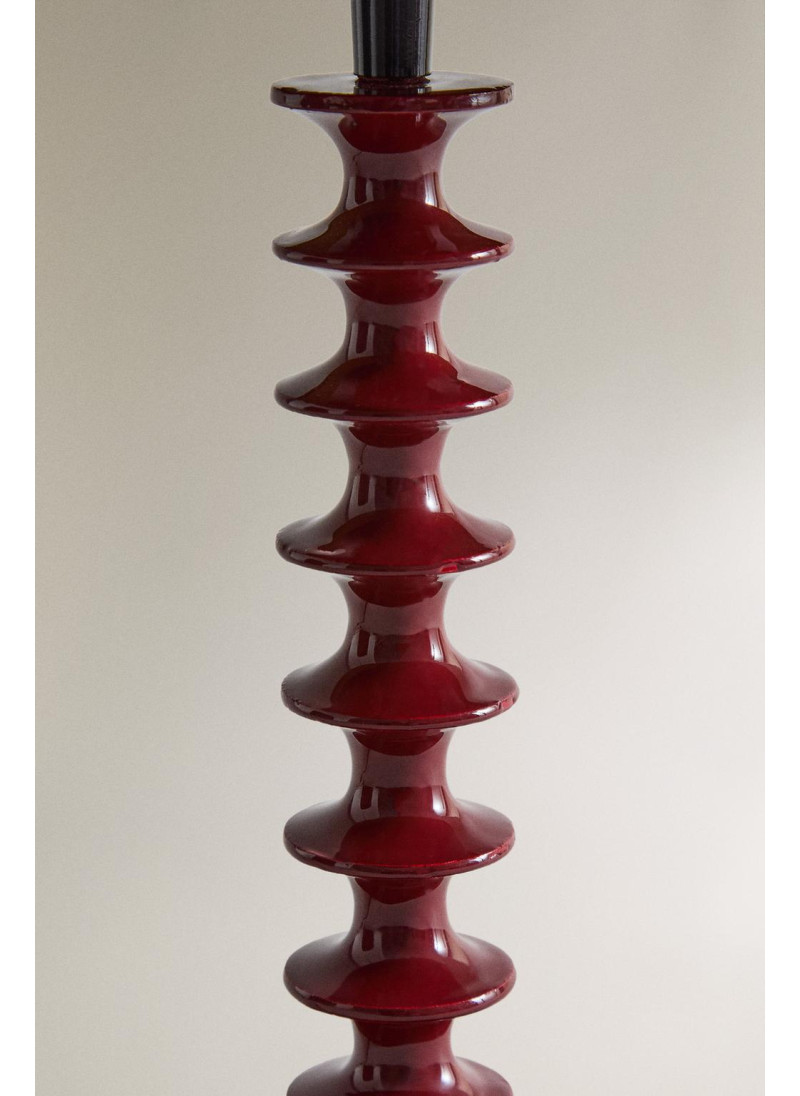 Металлическая настольная лампа Металлическая настольная лампа