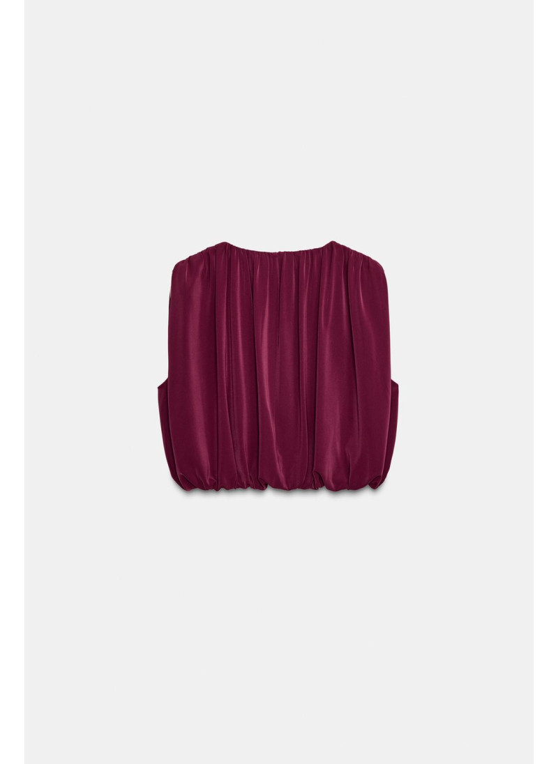 Топ с драпировкой и объемным низом Топ с драпировкой и объемным низом