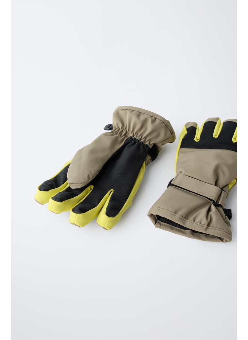 Перчатки из коллекции ветрозащиты для горных лыж Перчатки из коллекции ветрозащиты для горных лыж