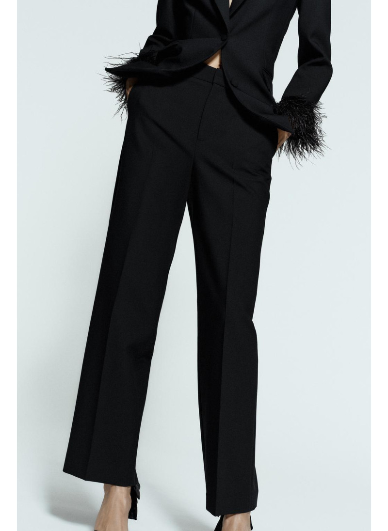 БРЮКИ ПРЯМОГО КРОЯ С ВЫСОКОЙ ПОСАДКОЙ БРЮКИ ПРЯМОГО КРОЯ С ВЫСОКОЙ ПОСАДКОЙ