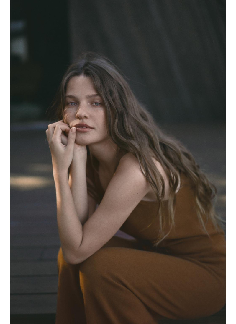 ТОП ИЗ 100% ШЕРСТИ НА БРЕТЕЛЯХ ТОП ИЗ 100% ШЕРСТИ НА БРЕТЕЛЯХ