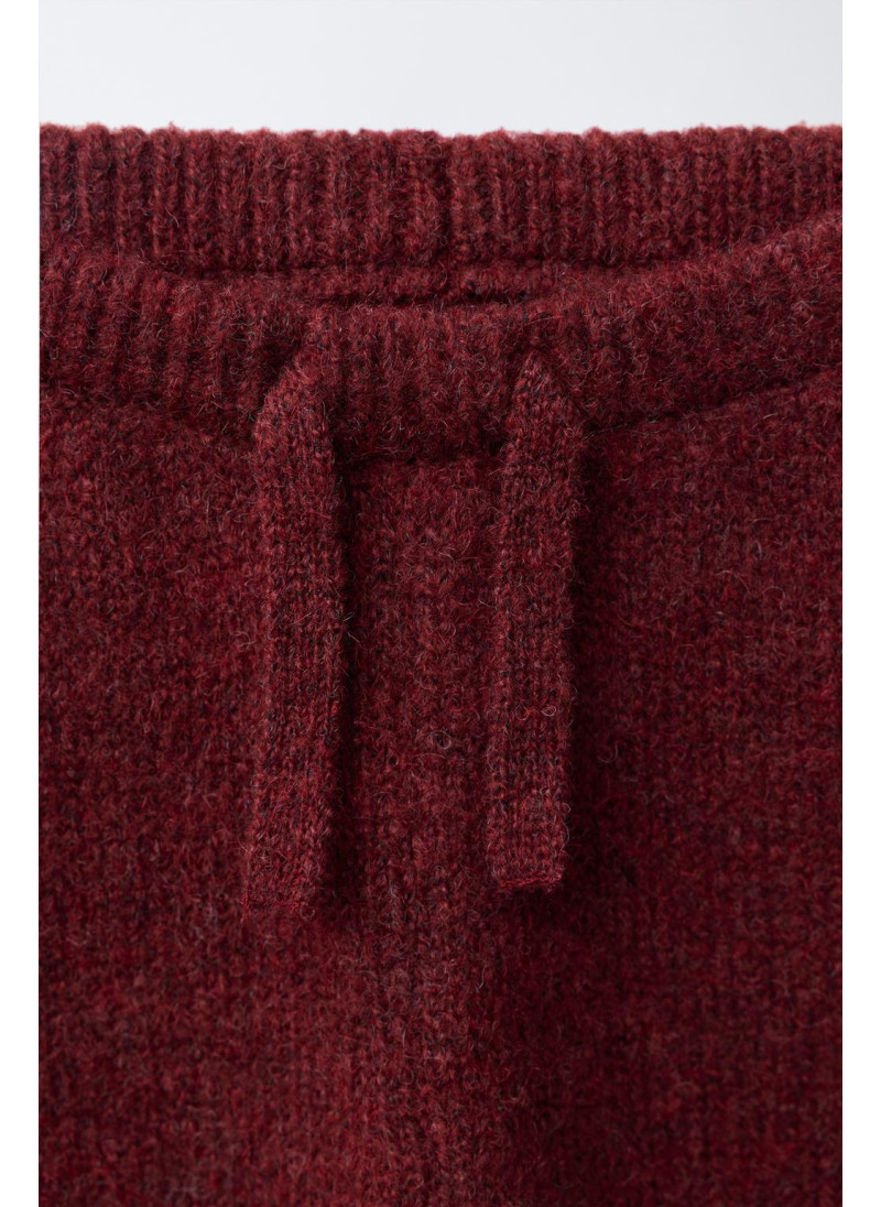 ТРИКОТАЖНЫЕ БРЮКИ-ДЖОГГЕРЫ С ОЛЕНЕМ ТРИКОТАЖНЫЕ БРЮКИ-ДЖОГГЕРЫ С ОЛЕНЕМ