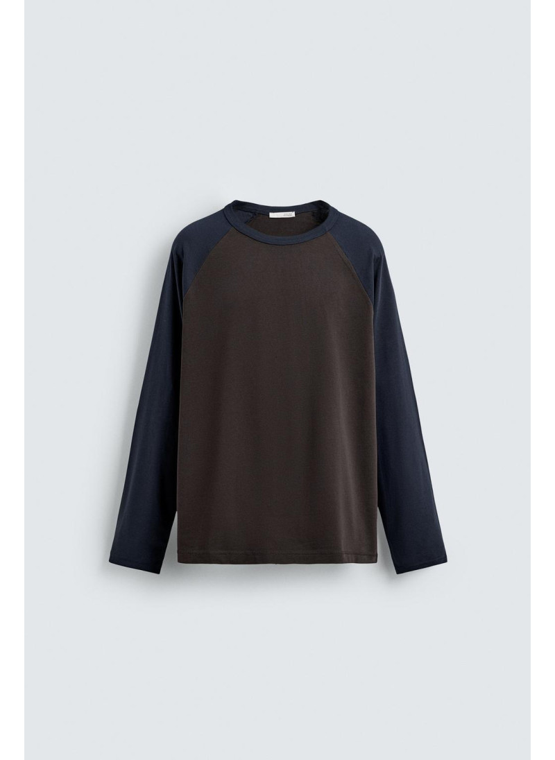 ФУТБОЛКА КОЛОР-БЛОК С РУКАВАМИ РЕГЛАН ФУТБОЛКА КОЛОР-БЛОК С РУКАВАМИ РЕГЛАН