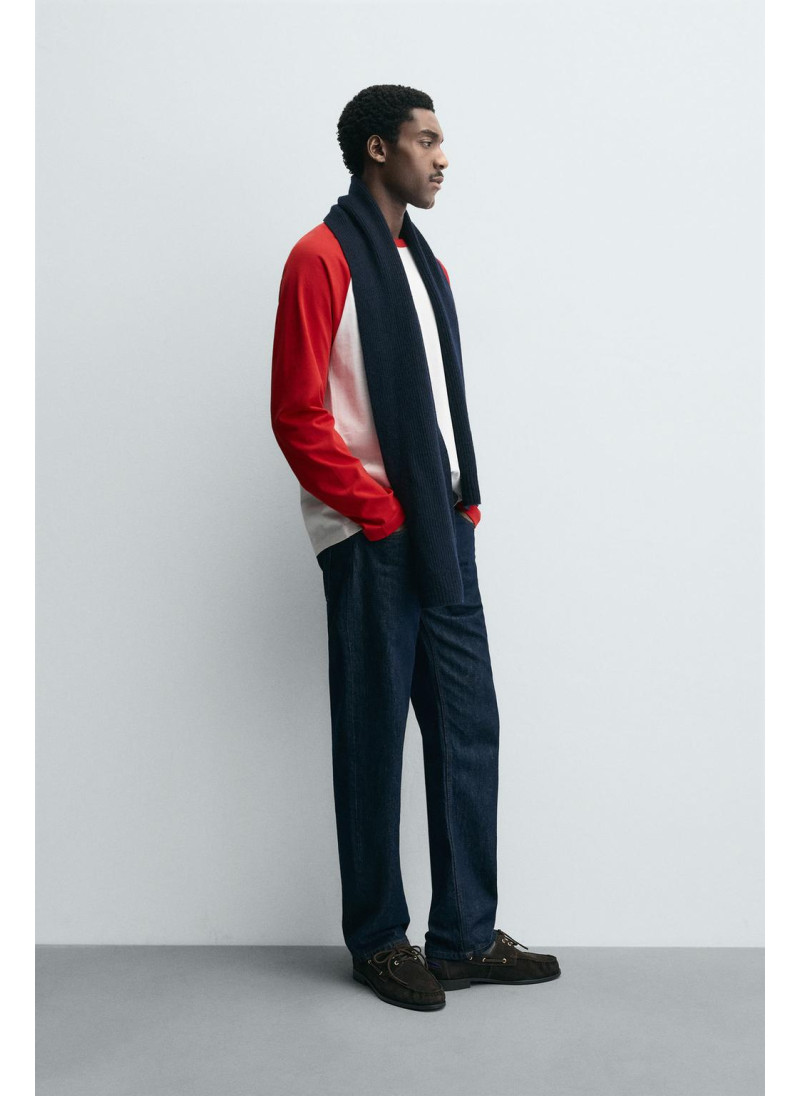 ФУТБОЛКА КОЛОР-БЛОК С РУКАВАМИ РЕГЛАН ФУТБОЛКА КОЛОР-БЛОК С РУКАВАМИ РЕГЛАН