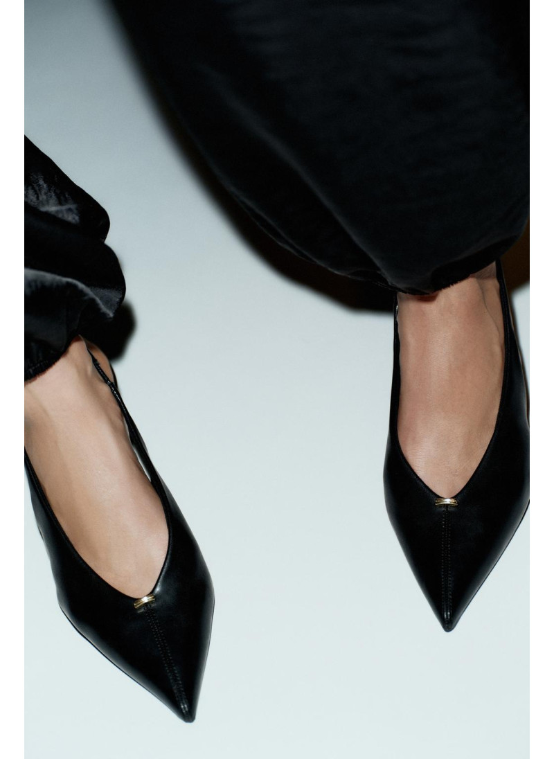 ТУФЛИ-МЮЛИ НА КАБЛУКЕ ТУФЛИ-МЮЛИ НА КАБЛУКЕ