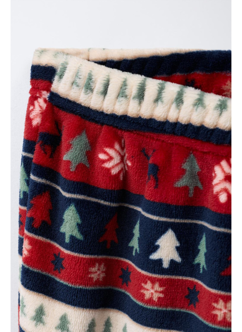 Пижама с деревом на мягкой ткани для возраста 6-14 лет Пижама с деревом на мягкой ткани для возраста 6-14 лет