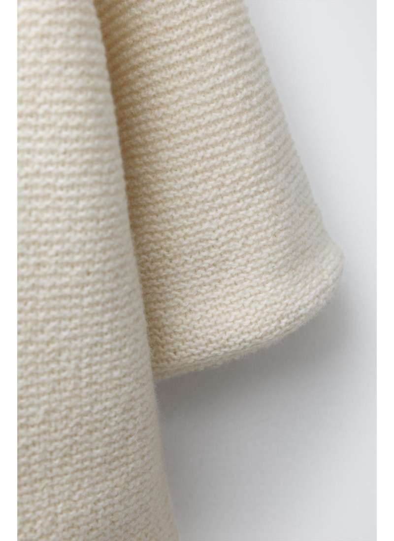 ПАЛЬТО С КАПЮШОНОМ И ЗАСТЕЖКАМИ-ТОГГЛ ПАЛЬТО С КАПЮШОНОМ И ЗАСТЕЖКАМИ-ТОГГЛ