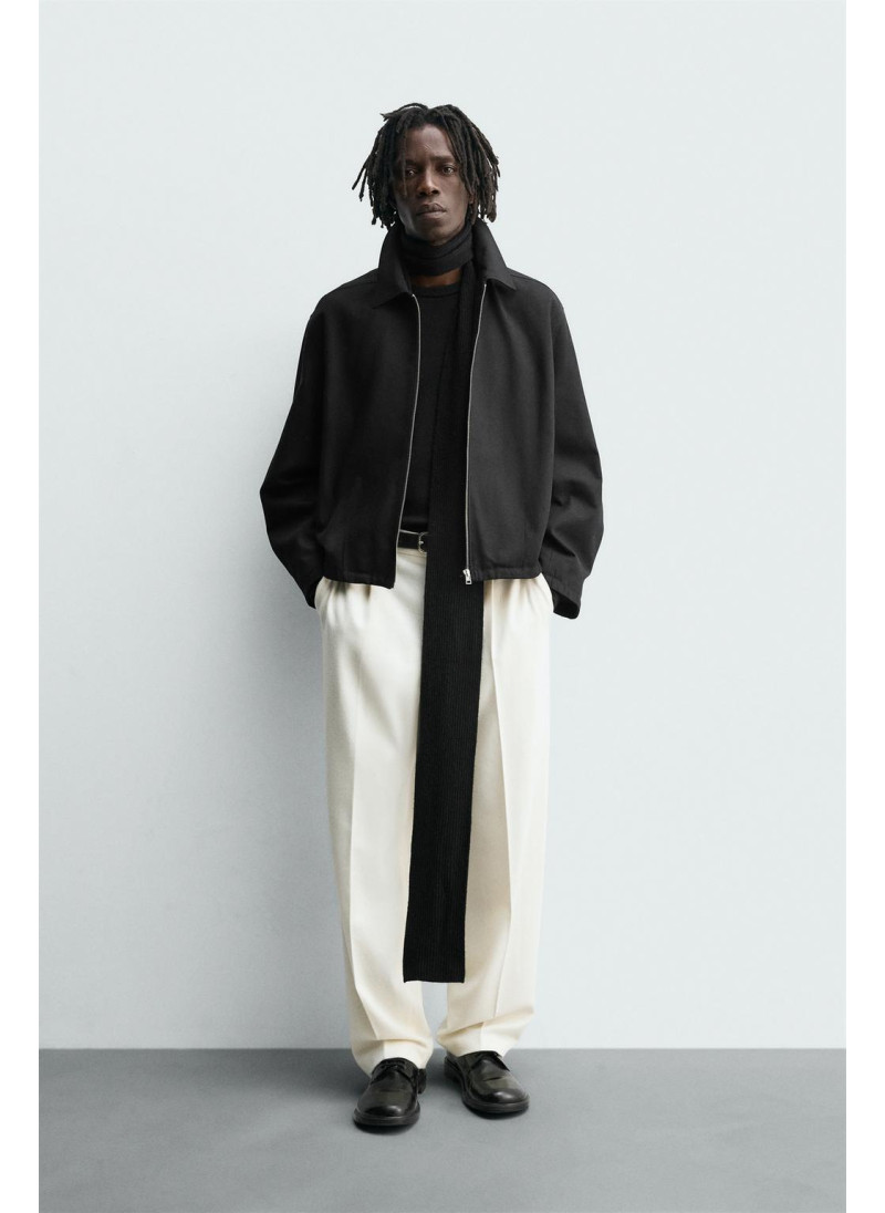 КУРТКА ИЗ РЕЛЬЕФНОЙ ТКАНИ С...