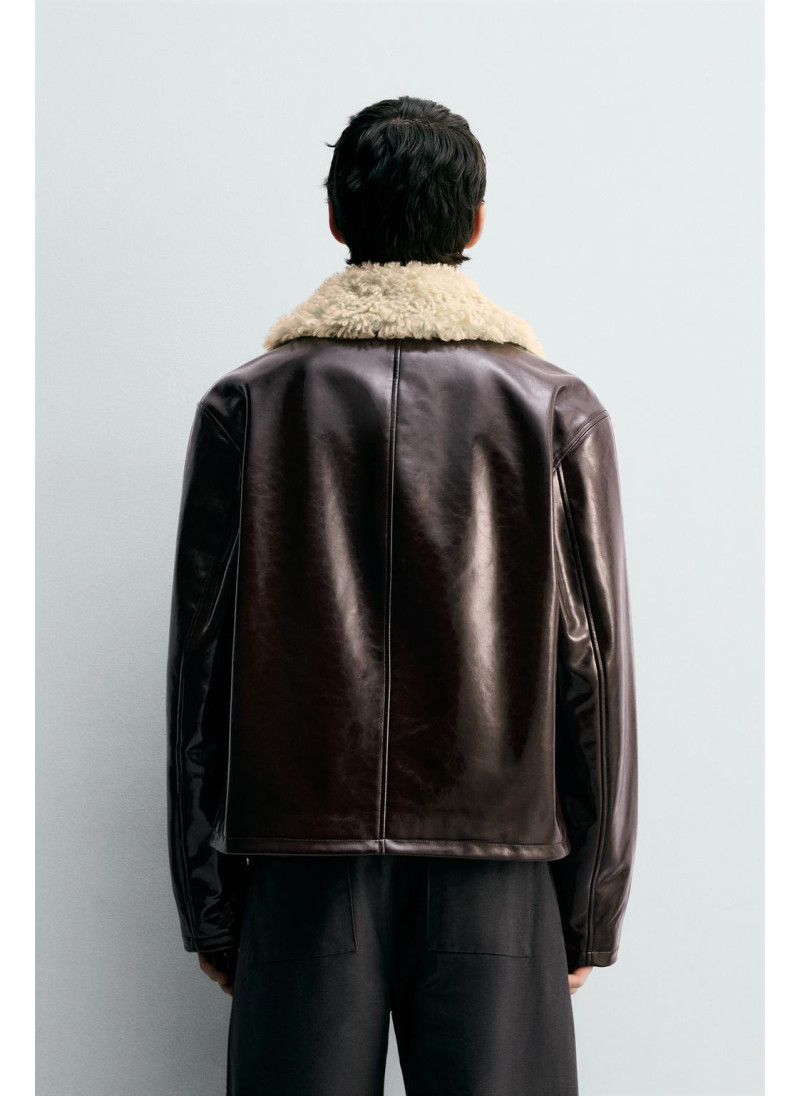 КУРТКА ИЗ ВИНИЛА С КОМБИНИРОВАННОЙ ОТДЕЛКОЙ КУРТКА ИЗ ВИНИЛА С КОМБИНИРОВАННОЙ ОТДЕЛКОЙ