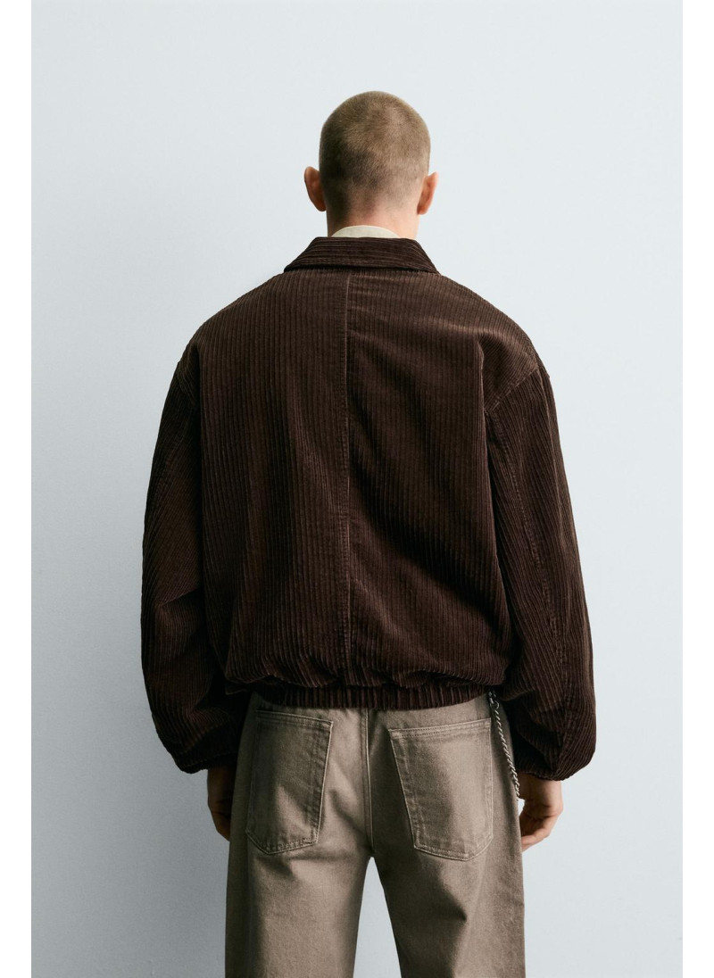 УКОРОЧЕННАЯ СТЕГАНАЯ КУРТКА ИЗ ВЕЛЬВЕТА УКОРОЧЕННАЯ СТЕГАНАЯ КУРТКА ИЗ ВЕЛЬВЕТА