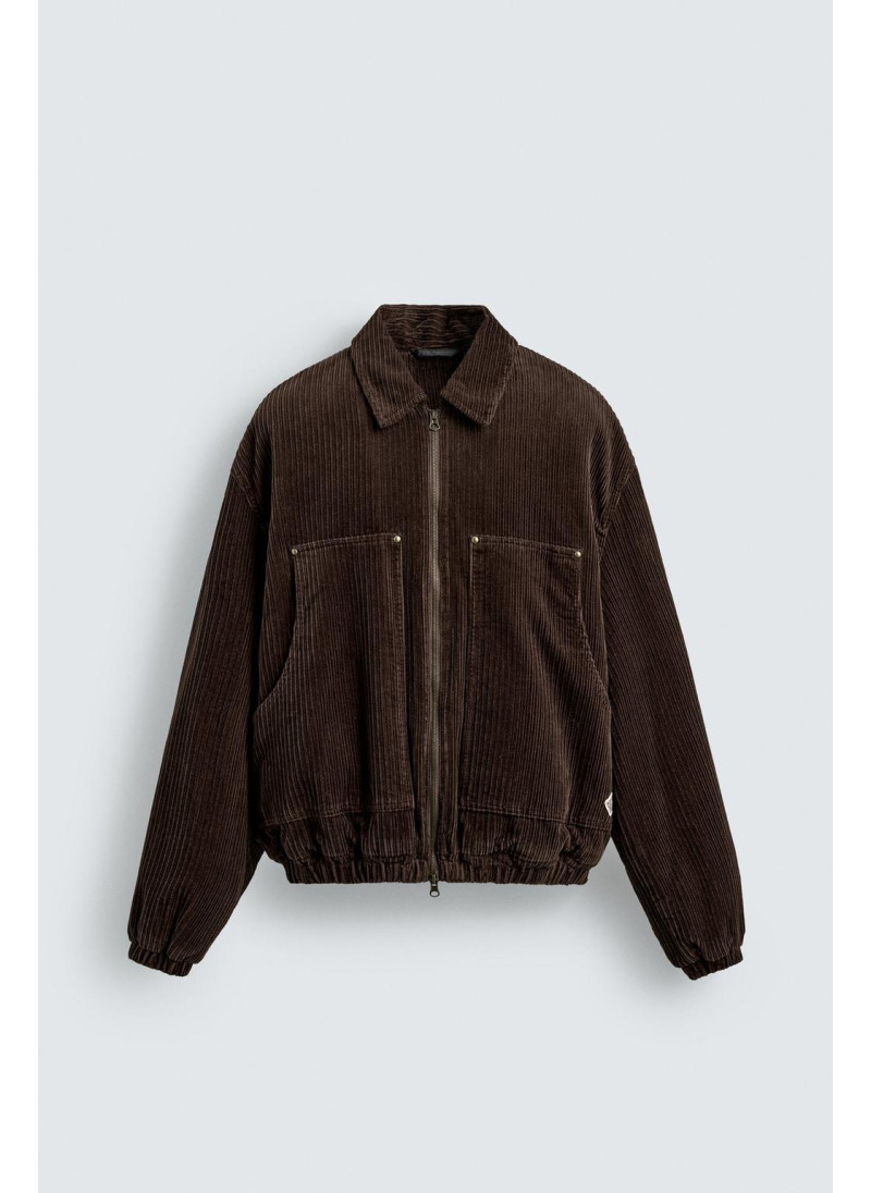 УКОРОЧЕННАЯ СТЕГАНАЯ КУРТКА ИЗ ВЕЛЬВЕТА УКОРОЧЕННАЯ СТЕГАНАЯ КУРТКА ИЗ ВЕЛЬВЕТА