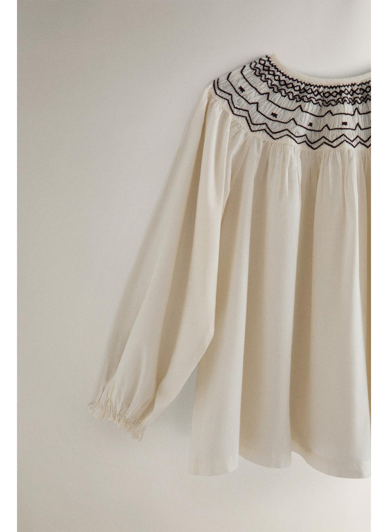 Рубашка сборкой на рождество Рубашка сборкой на рождество