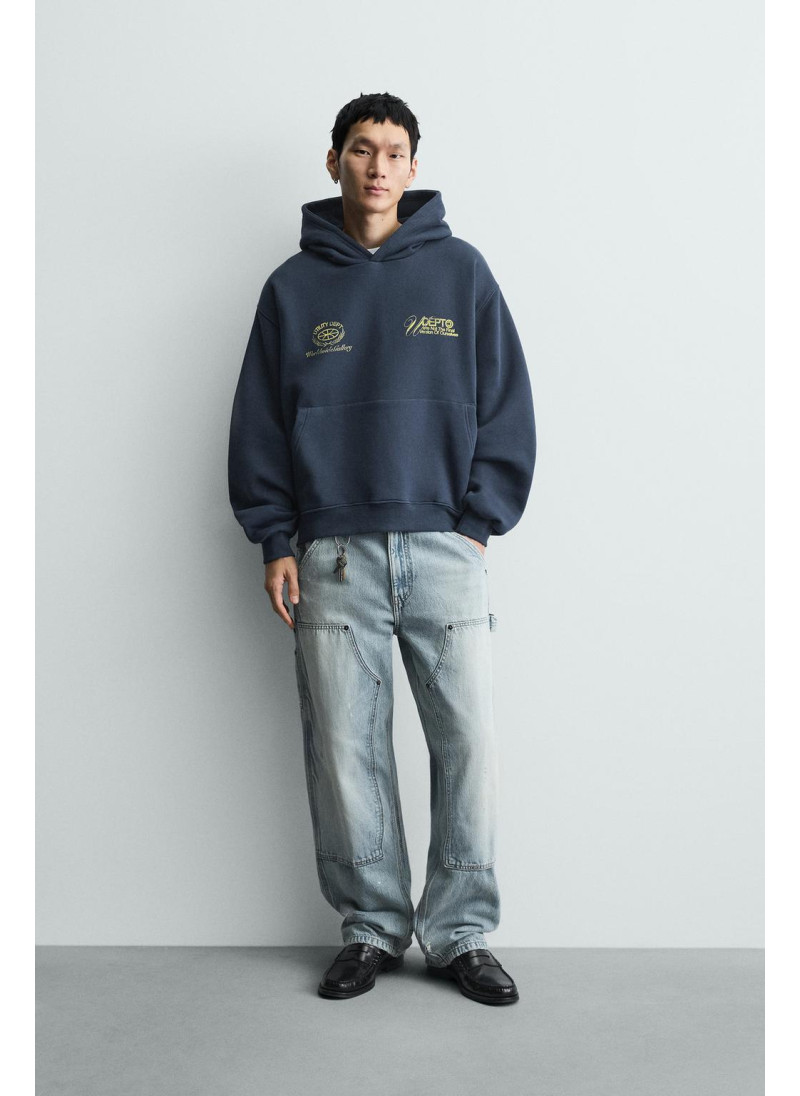 ТОЛСТОВКА С ЭФФЕКТОМ ПОТЕР�...