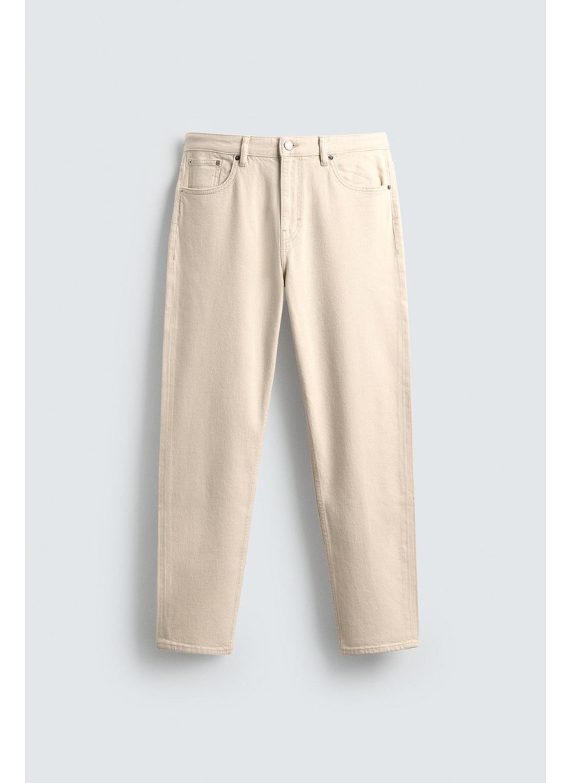 Джинсы с узкими бедрами и зауженными штанинами Джинсы с узкими бедрами и зауженными штанинами