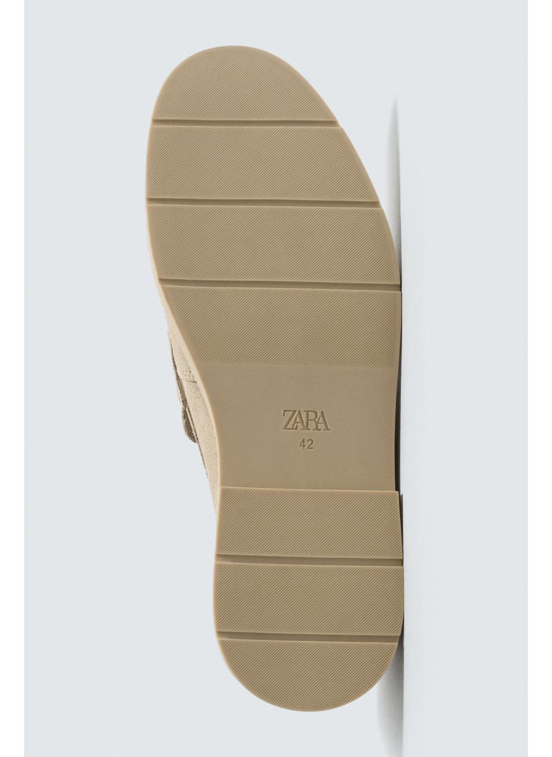 КОЖАНЫЕ ЛОФЕРЫ В ПОВСЕДНЕВНОМ СТИЛЕ КОЖАНЫЕ ЛОФЕРЫ В ПОВСЕДНЕВНОМ СТИЛЕ