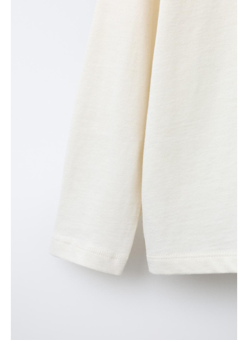 ФУТБОЛКА С ПРИНТОМ «БЕЛЫЕ МЕДВЕДИ» ФУТБОЛКА С ПРИНТОМ «БЕЛЫЕ МЕДВЕДИ»