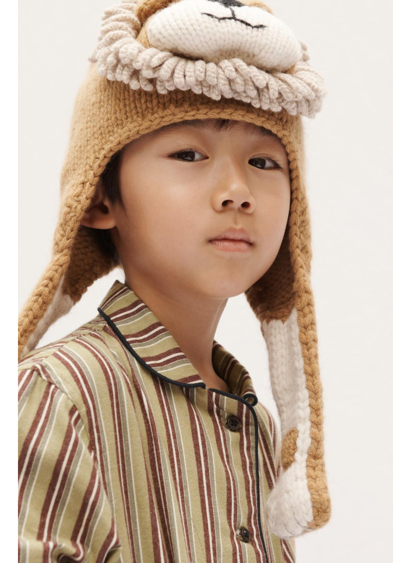 Шапка с львом из 100% шерсти, лимитированная коллекция Шапка с львом из 100% шерсти, лимитированная коллекция