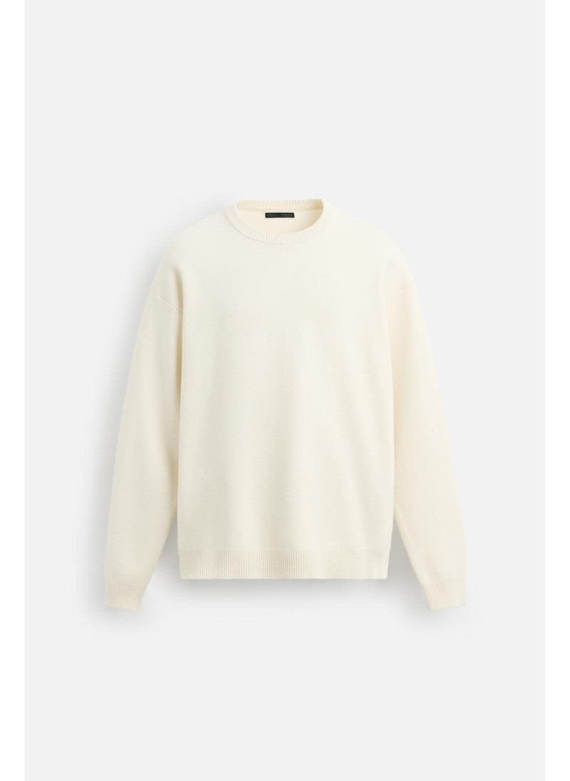 Мягкий свитер с текстурой Мягкий свитер с текстурой