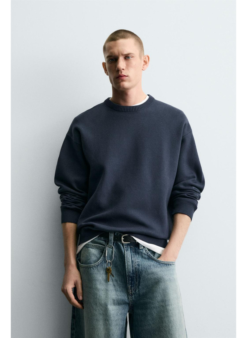 Мягкий свитер с текстурой Мягкий свитер с текстурой