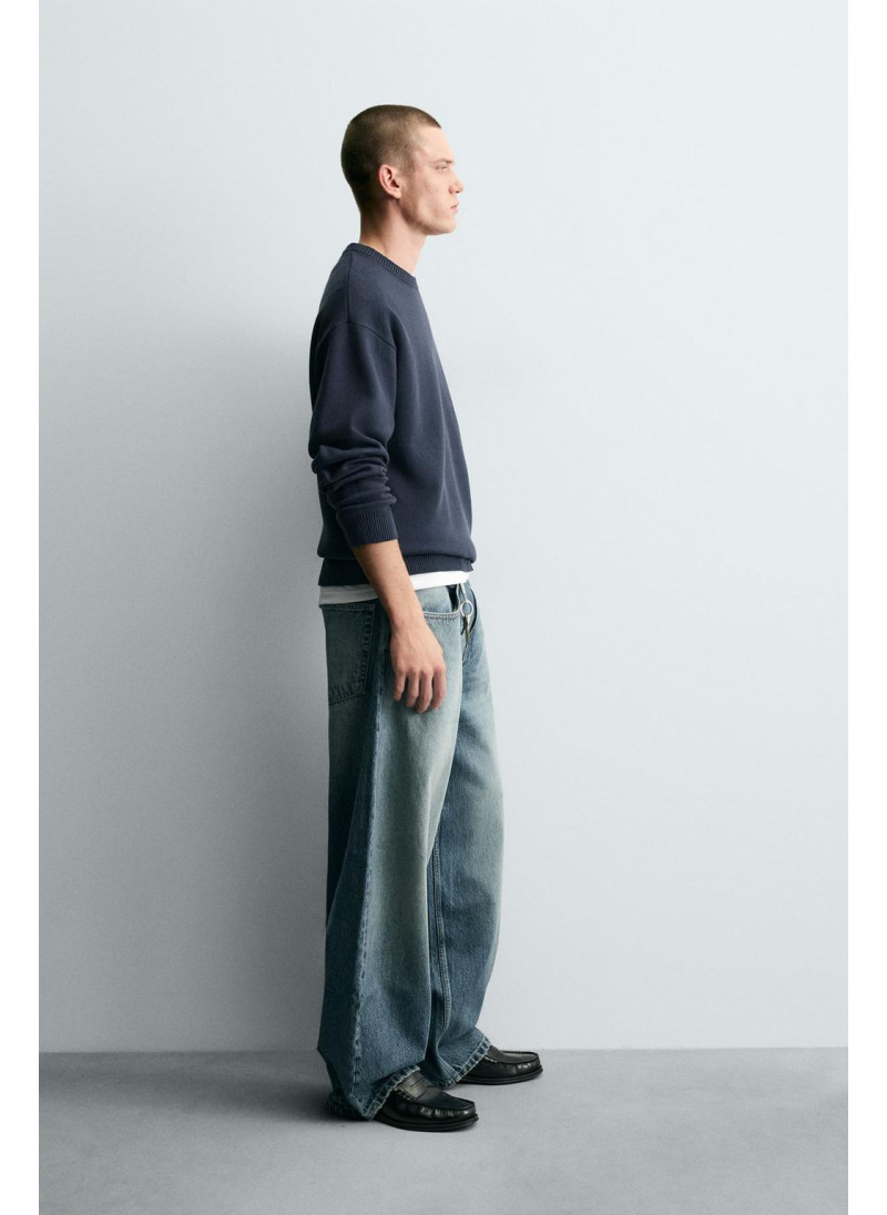 Мягкий свитер с текстурой Мягкий свитер с текстурой