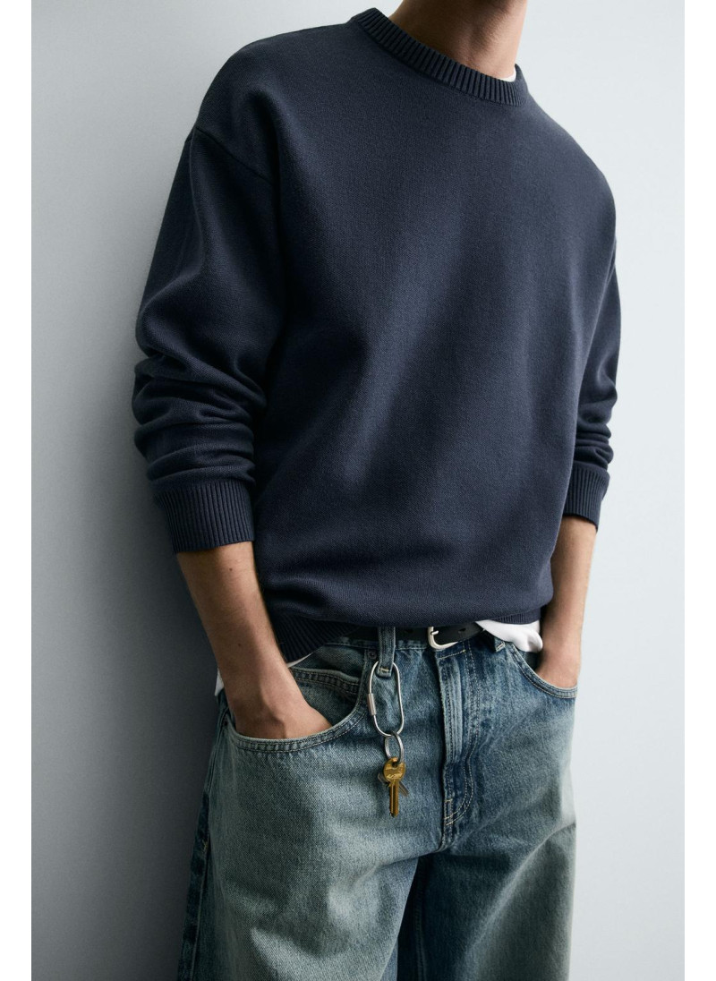 Мягкий свитер с текстурой Мягкий свитер с текстурой