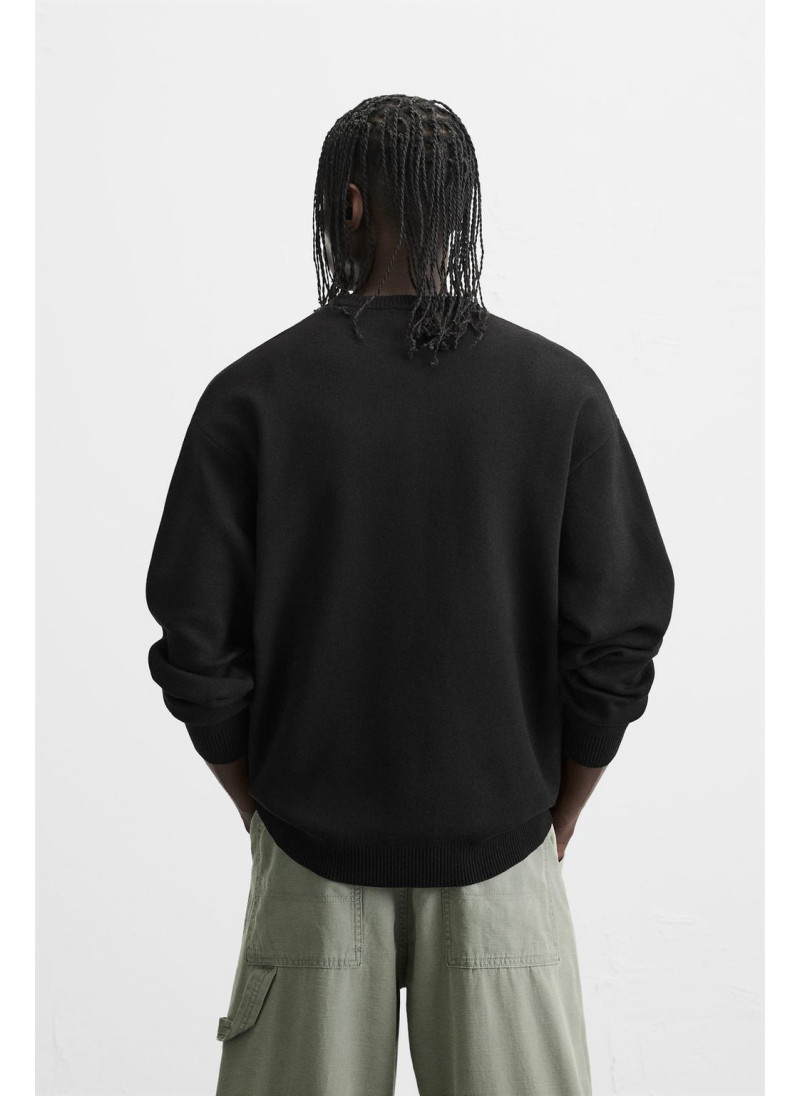 Мягкий свитер с текстурой Мягкий свитер с текстурой