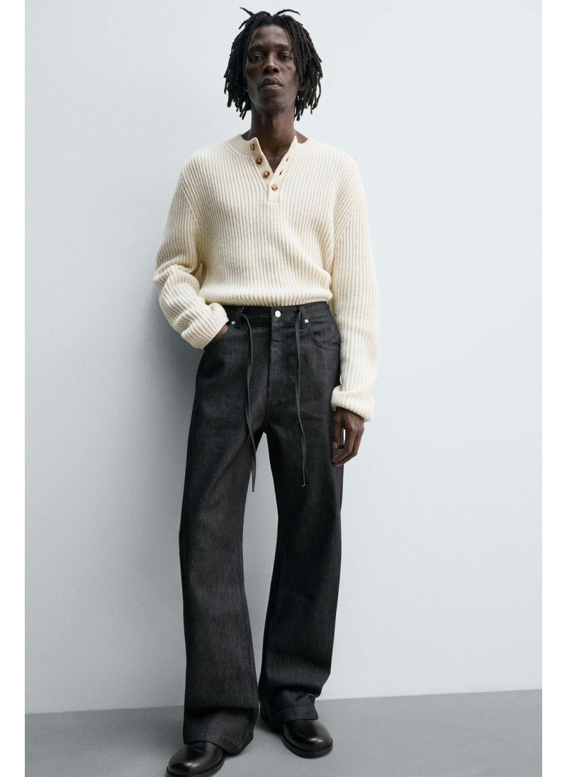 ДЖИНСЫ RELAXED FLARE FIT ДЖИНСЫ RELAXED FLARE FIT