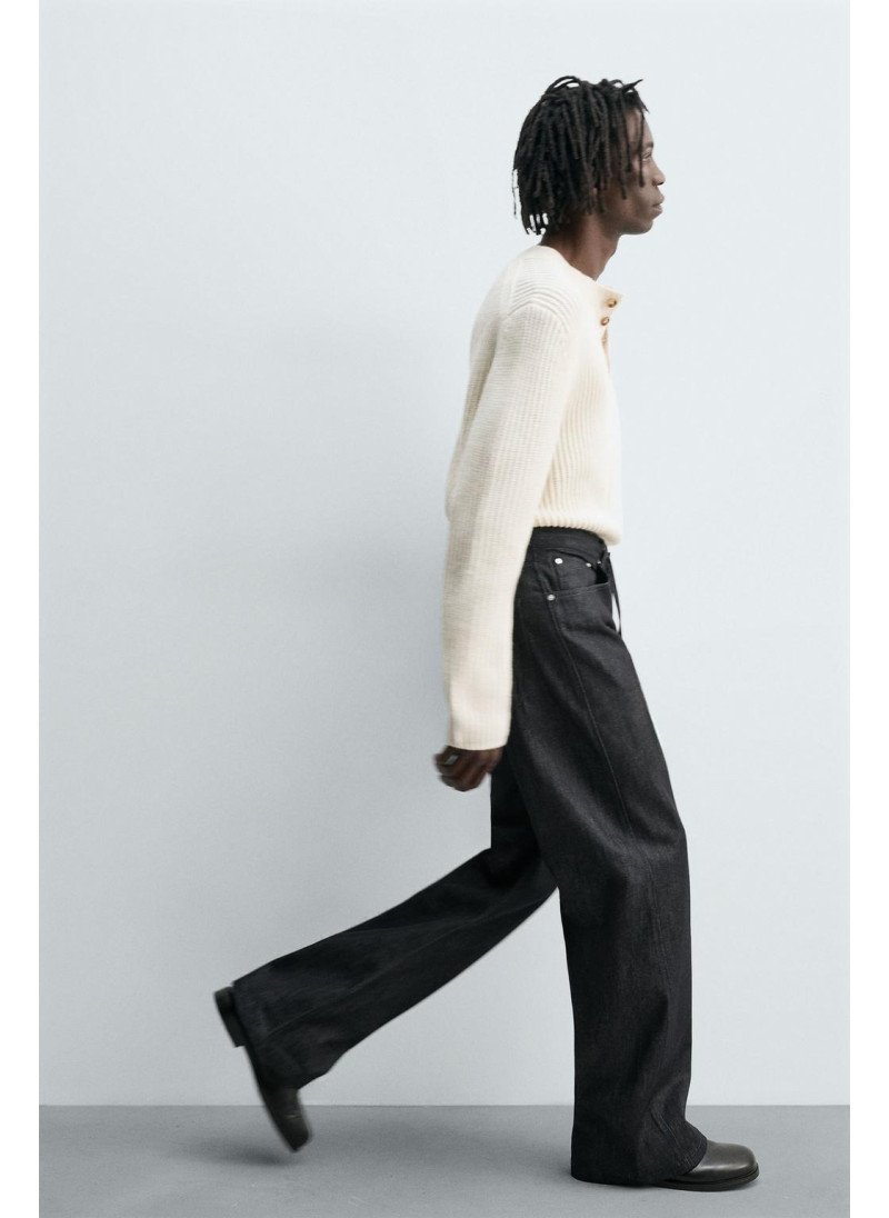 ДЖИНСЫ RELAXED FLARE FIT ДЖИНСЫ RELAXED FLARE FIT