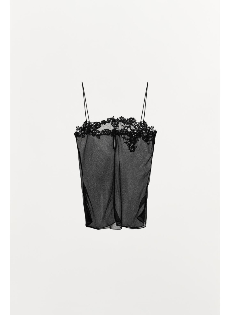 Топ из шифона с вышивкой Топ из шифона с вышивкой