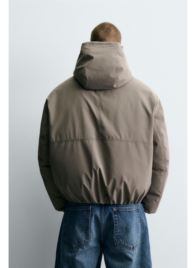 Техническая стеганная куртка Техническая стеганная куртка