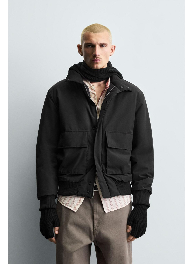 Пуховик с водоотталкивающей отделкой Пуховик с водоотталкивающей отделкой