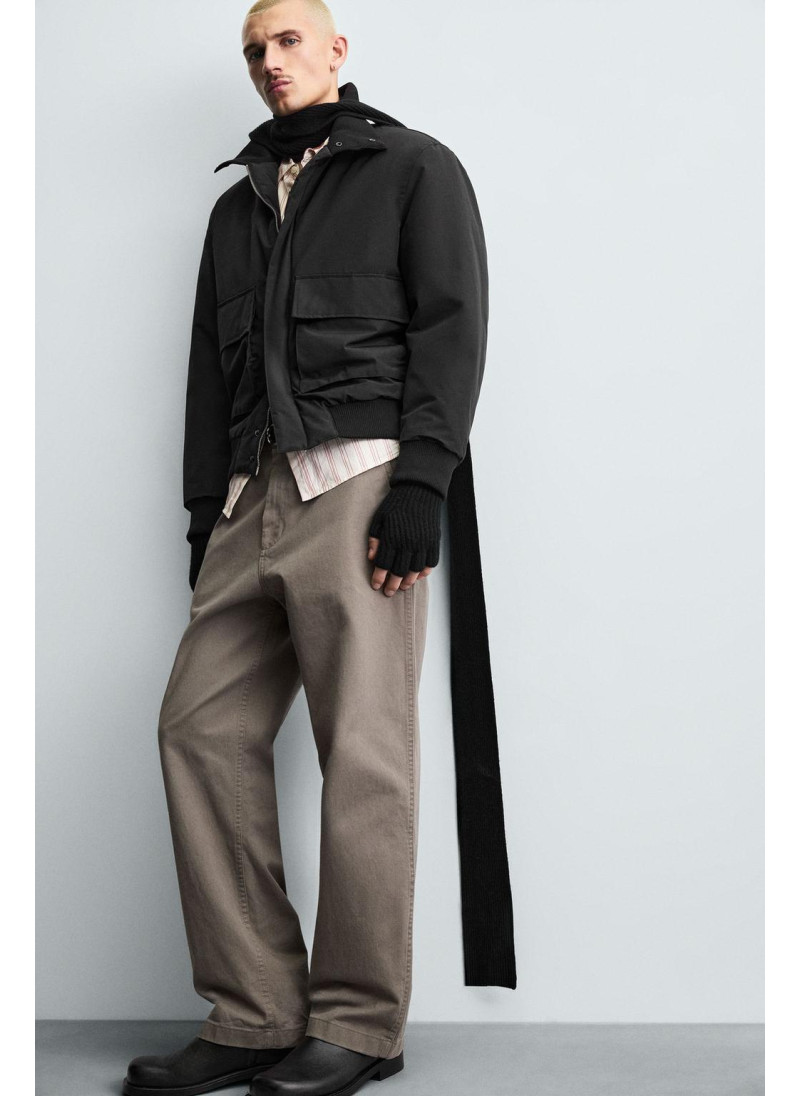 Пуховик с водоотталкивающей отделкой Пуховик с водоотталкивающей отделкой