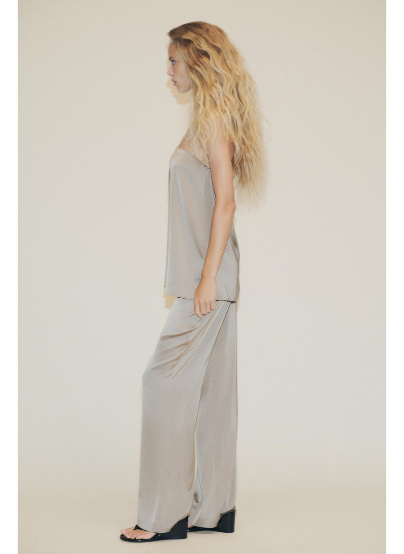 Топ бандо из атласа Топ бандо из атласа