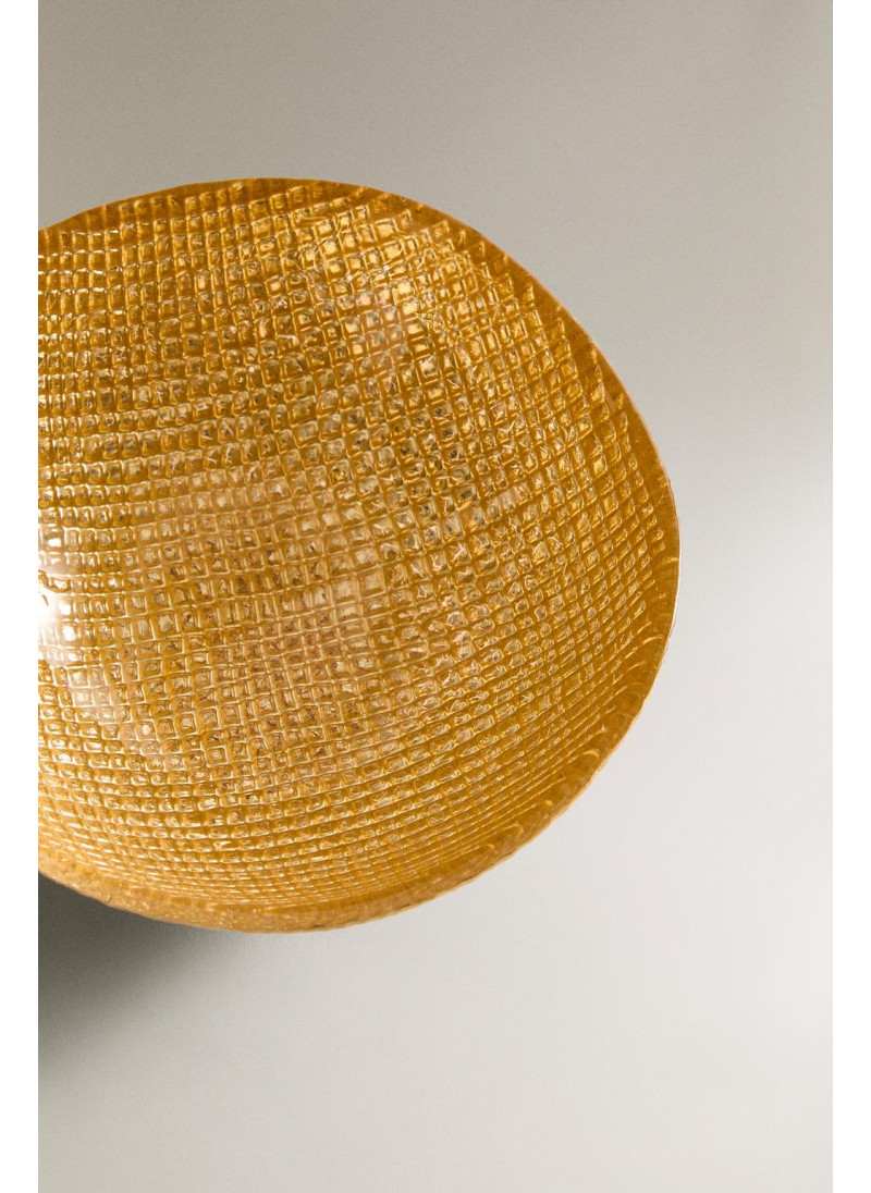 Золотая неправильная стеклянная чаша Золотая неправильная стеклянная чаша