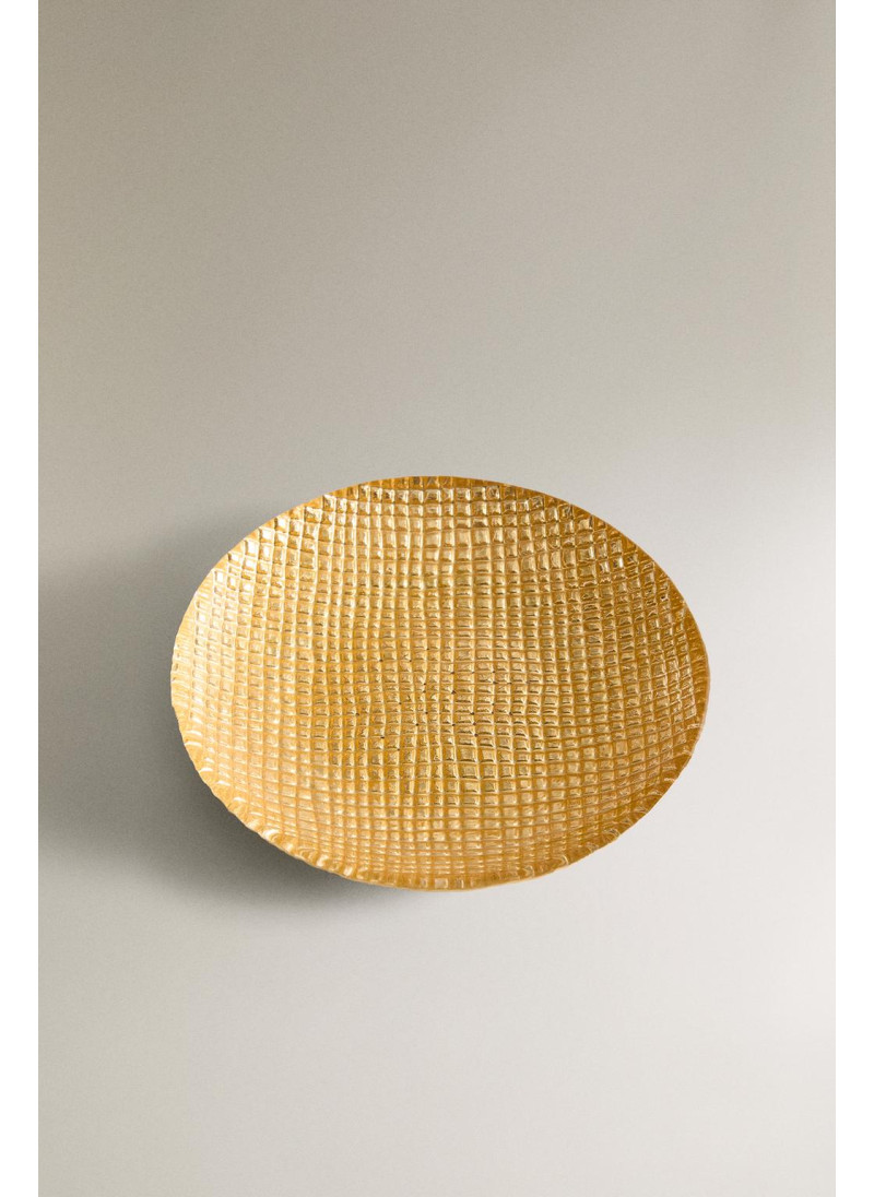 Золотая неправильной формы стеклянная тарелка Золотая неправильной формы стеклянная тарелка