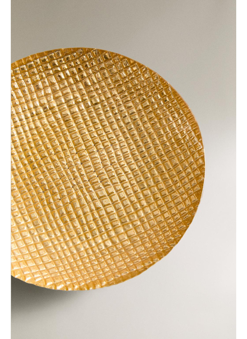 Золотая неправильной формы стеклянная тарелка Золотая неправильной формы стеклянная тарелка