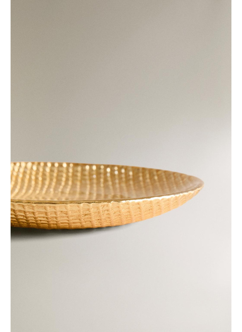 Золотая неправильной формы стеклянная тарелка Золотая неправильной формы стеклянная тарелка