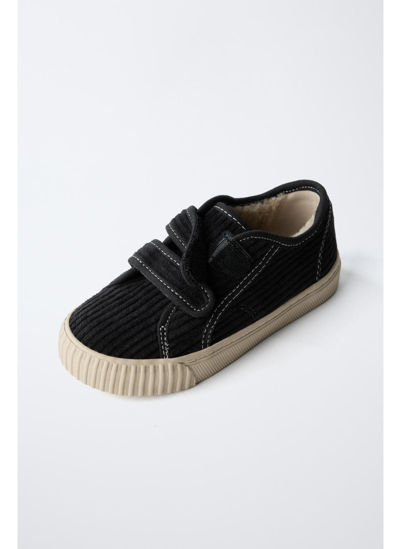 Кеды из костюмной ткани с меховой подкладкой Кеды из костюмной ткани с меховой подкладкой