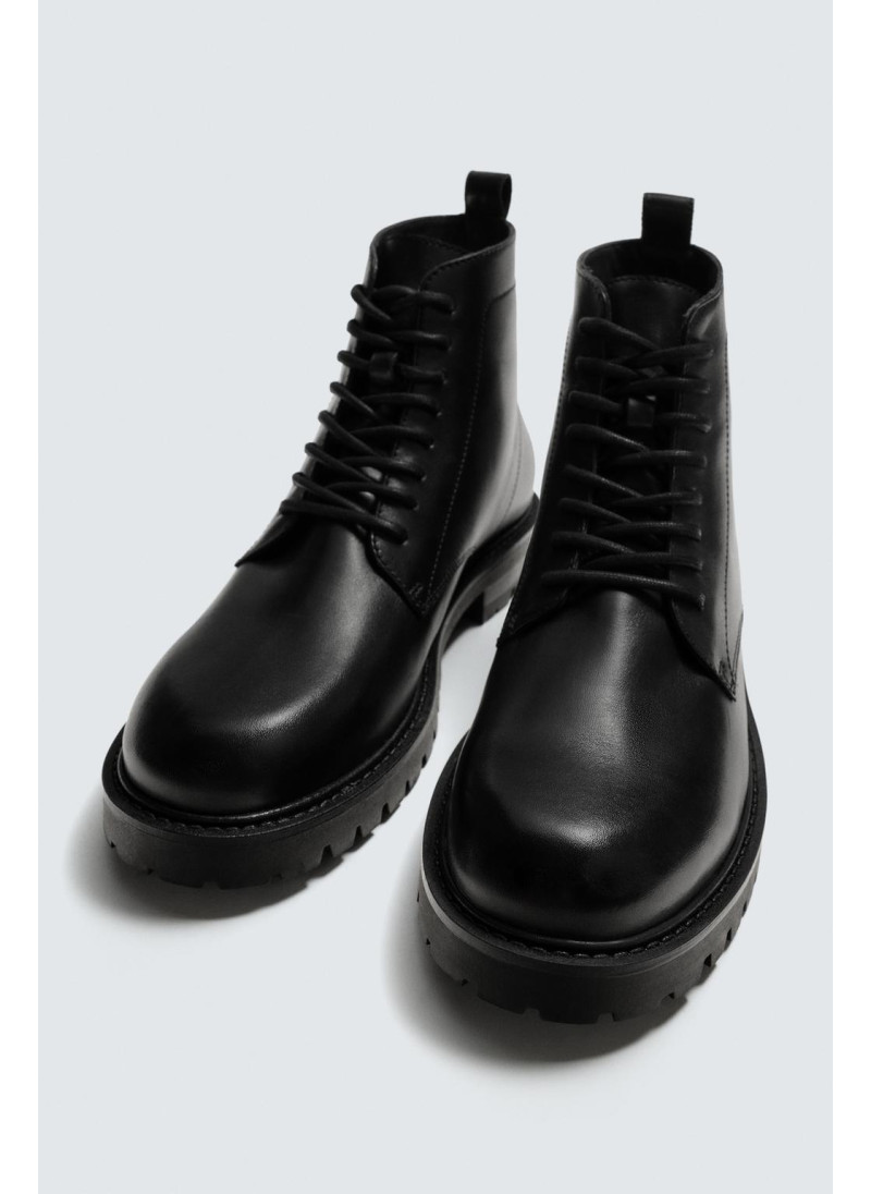 Кожаные ботинки на шнуровке Кожаные ботинки на шнуровке