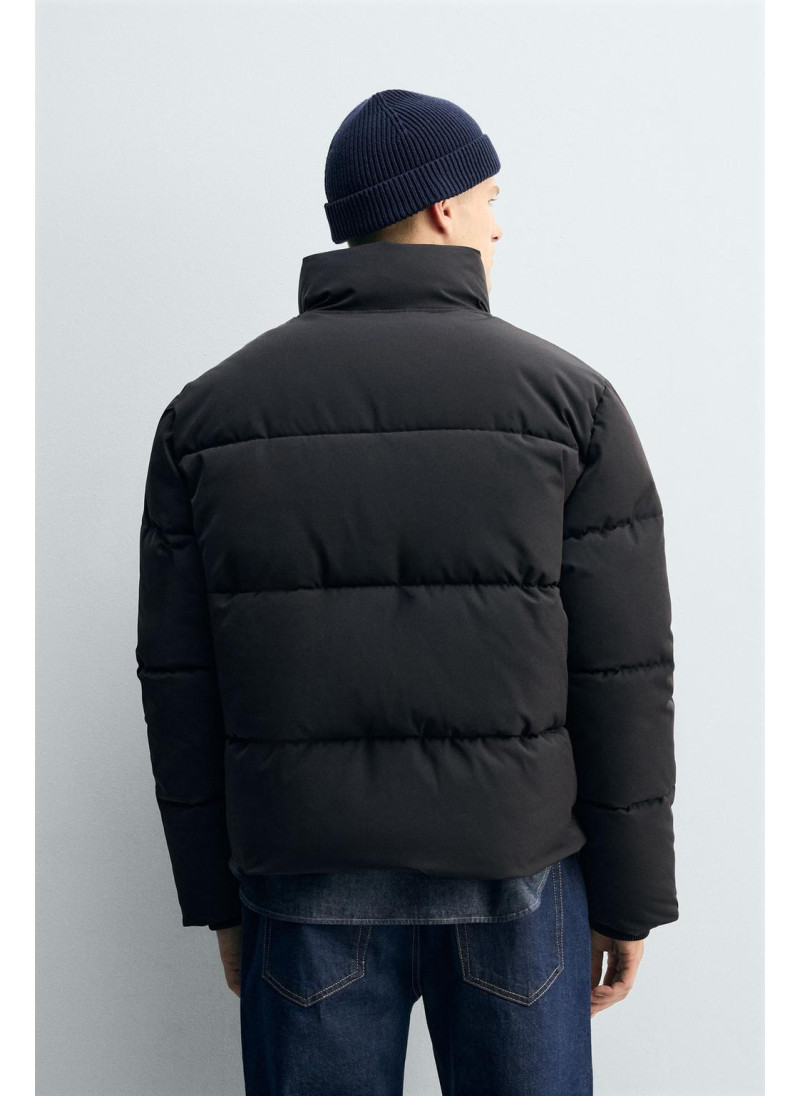 Куртка с квадратным покроем, отталкивающая воду Куртка с квадратным покроем, отталкивающая воду