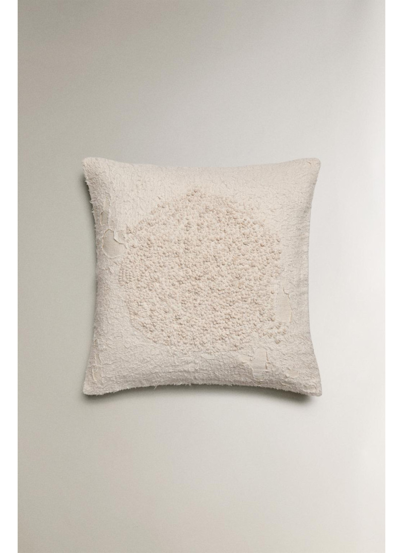 Наволочка с вышивкой