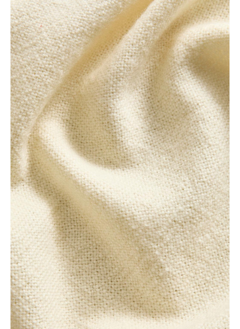 Плед с объемными кисточками Плед с объемными кисточками