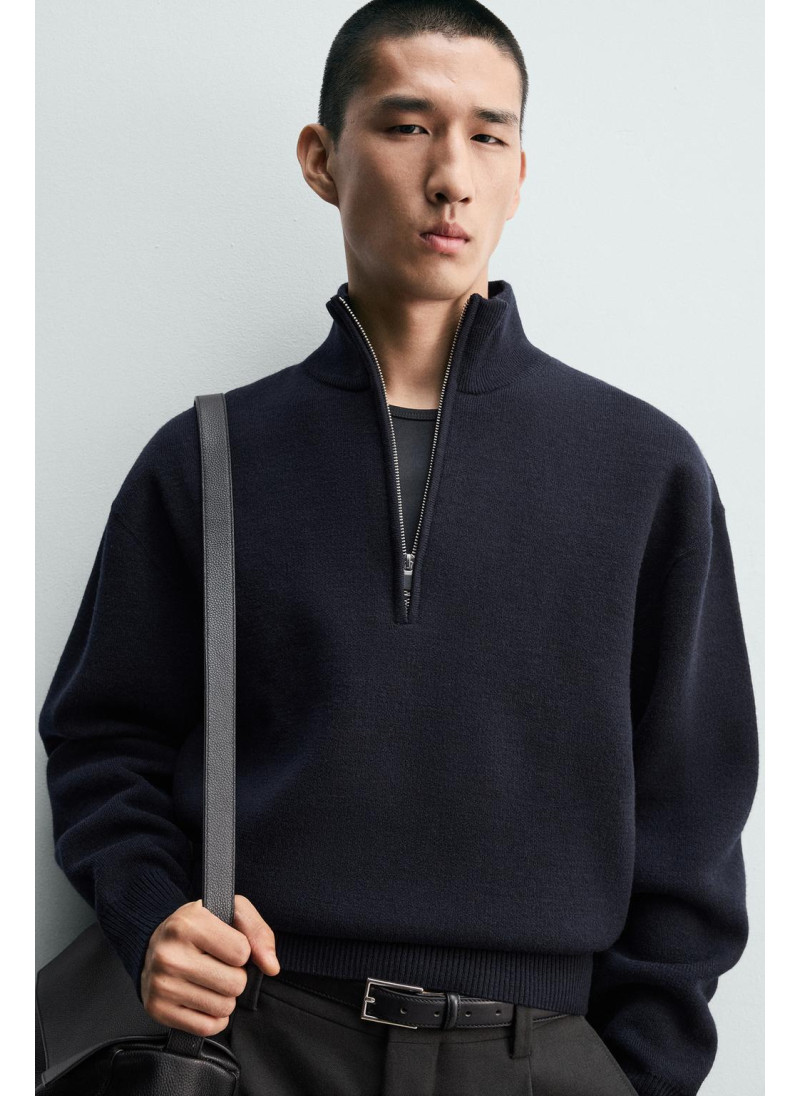 Джемпер с застежкой на молнии до четверти Джемпер с застежкой на молнии до четверти