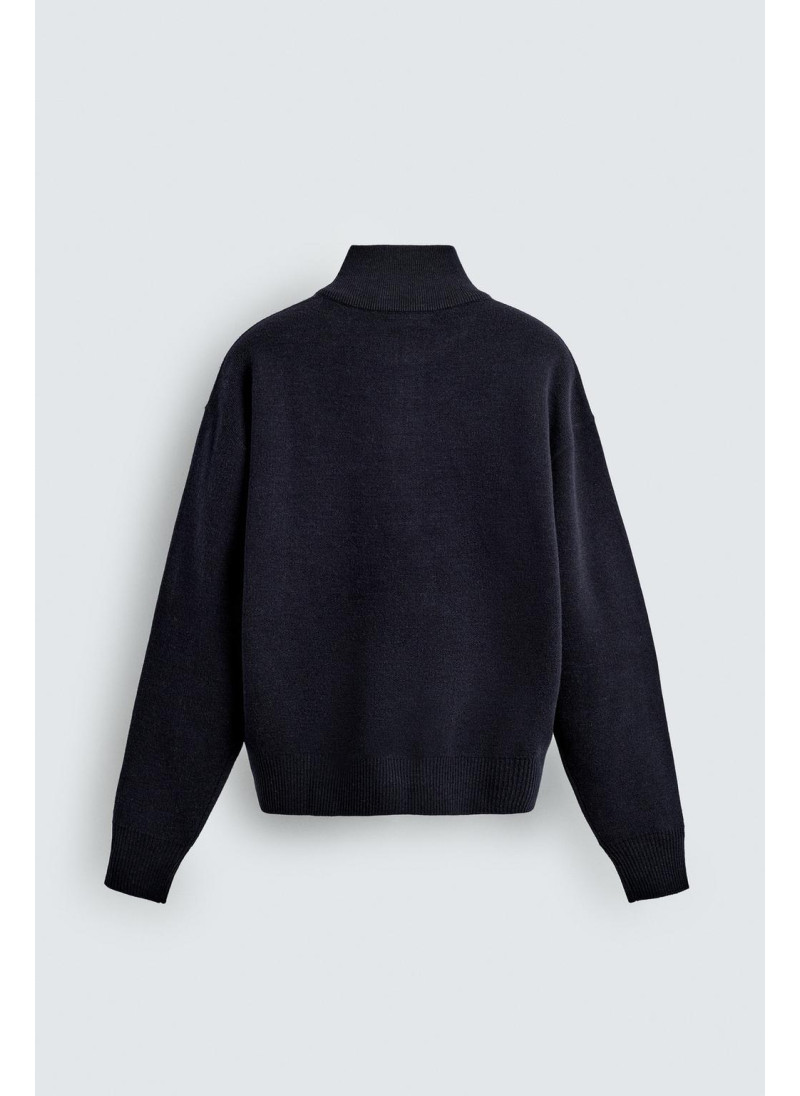 Джемпер с застежкой на молнии до четверти Джемпер с застежкой на молнии до четверти