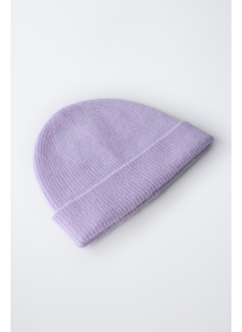 Шапка из шерсти и кашемира коллекции для горных лыж Шапка из шерсти и кашемира коллекции для горных лыж