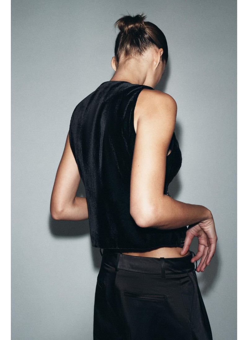 Жилет из вельвета с вышивкой zw collection Жилет из вельвета с вышивкой zw collection