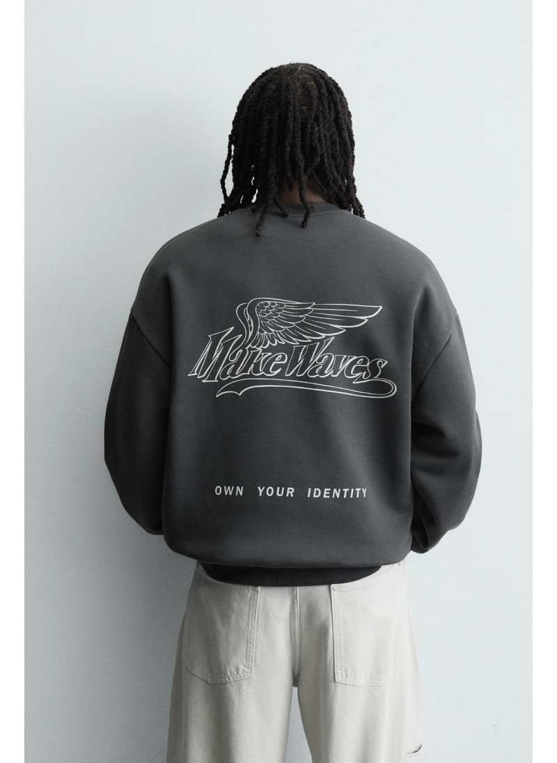 Свитшот с контрастным принтом Свитшот с контрастным принтом