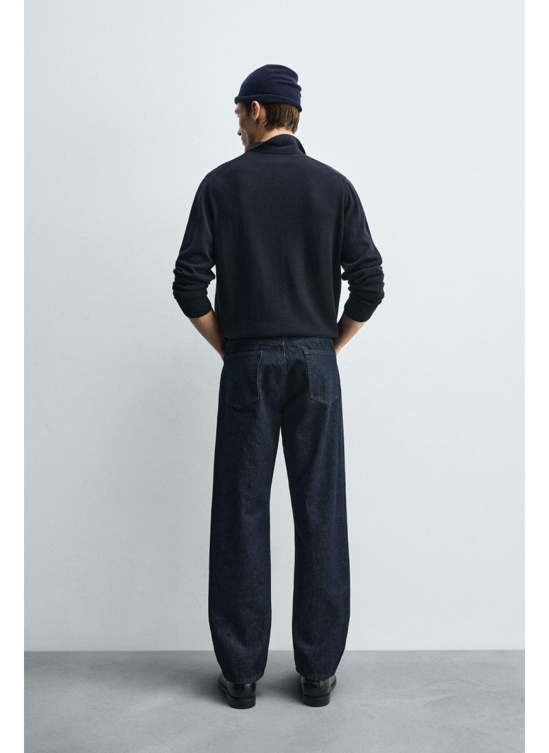 Джинсы прямого кроя Джинсы прямого кроя